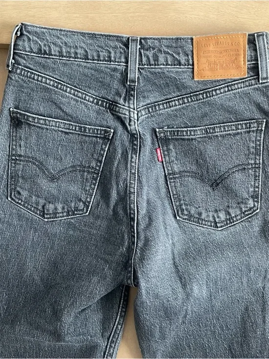 Levi’s 70s High Flare Black Jeans - Picture 11 of 15